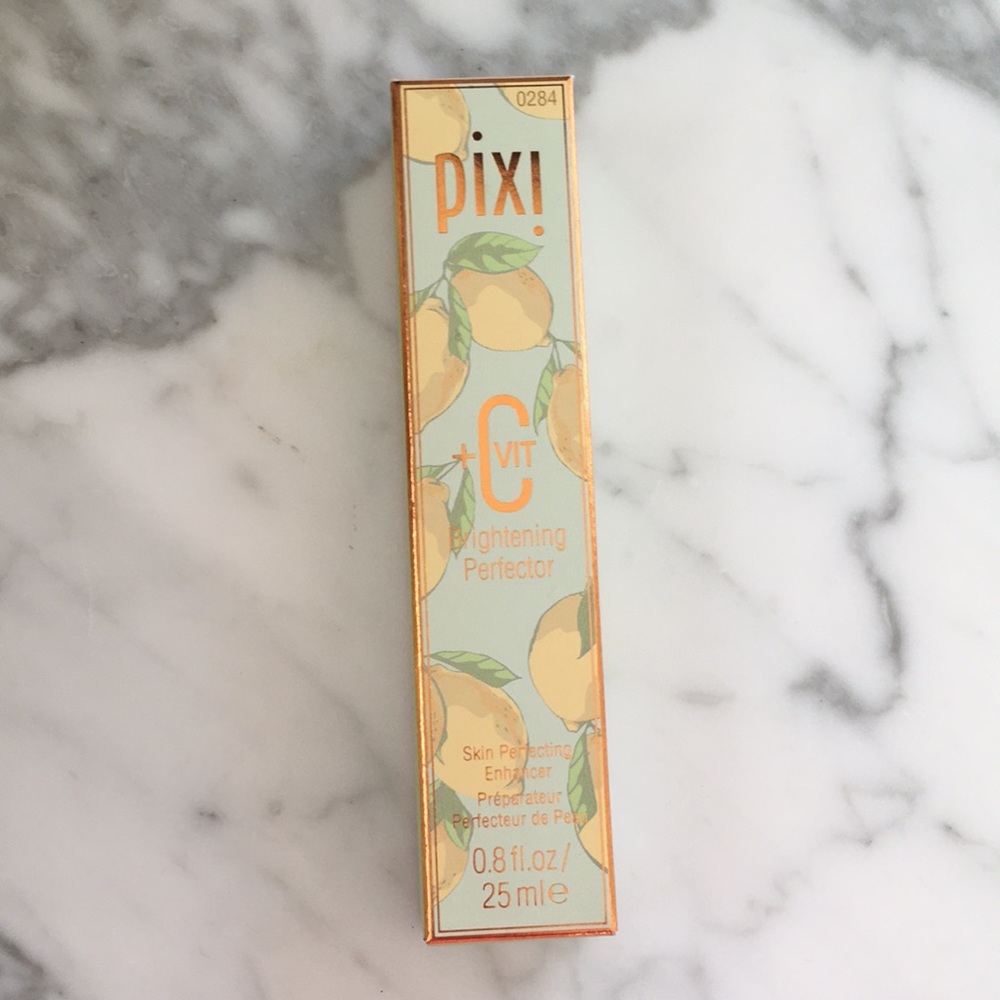 NEW IN PCKG!! PIXI skin treats by Petra Vitamin-C brightening perfecter.